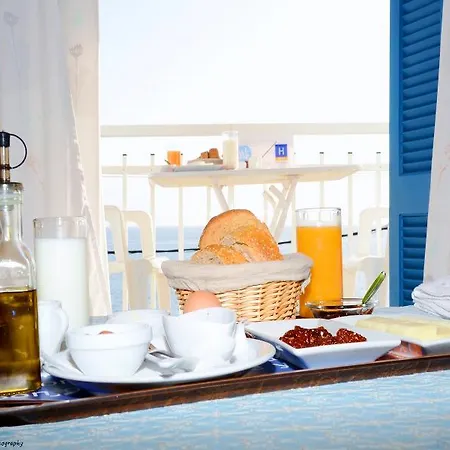 Paraskevas Beach Hotel Otel Tirós