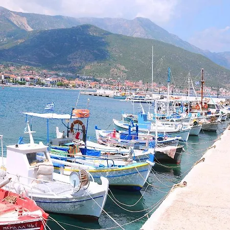 Otel Paraskevas Beach Hotel Tirós