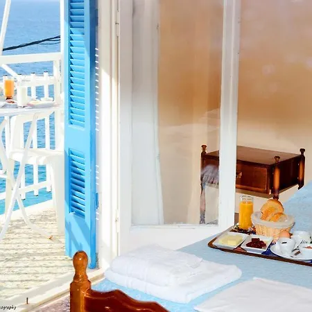 Paraskevas Beach Hotel Otel 3*