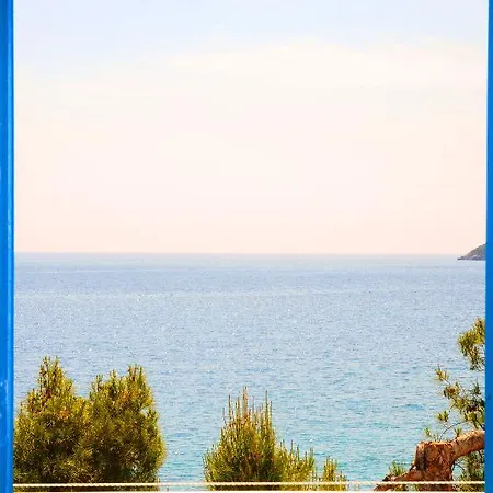 Ξενοδοχείο Paraskevas