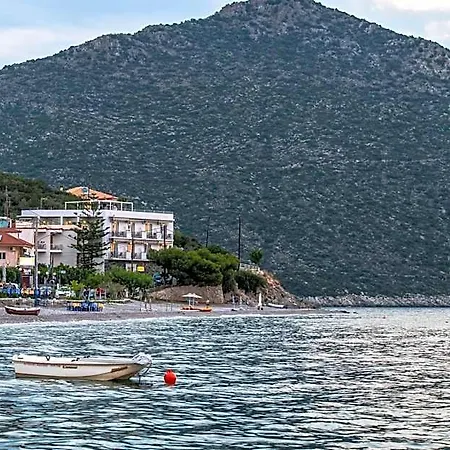 Paraskevas Hotel