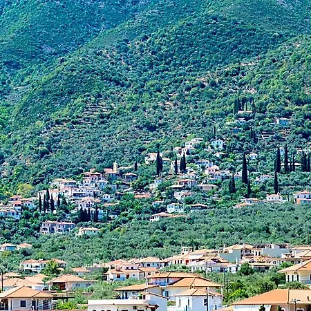 Paraskevas 3* Τυρός