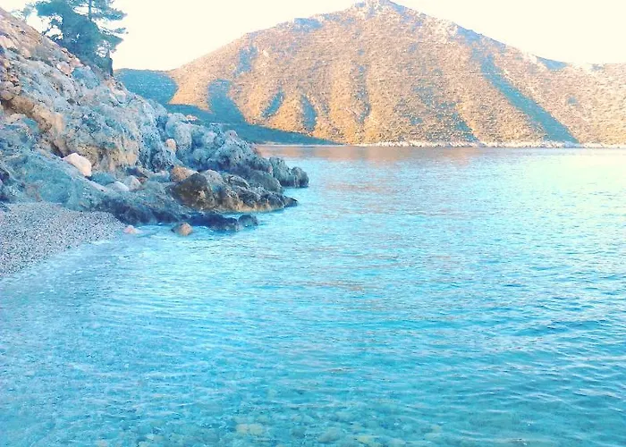 Paraskevas Τυρός