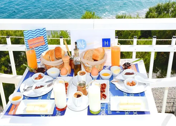 Paraskevas Hotel